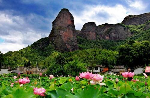 赣州十大适合春季旅游的地方2025年排行榜前十名榜单出炉 赣州十大适合春季旅游的地方2025年排行榜前十名榜单出炉