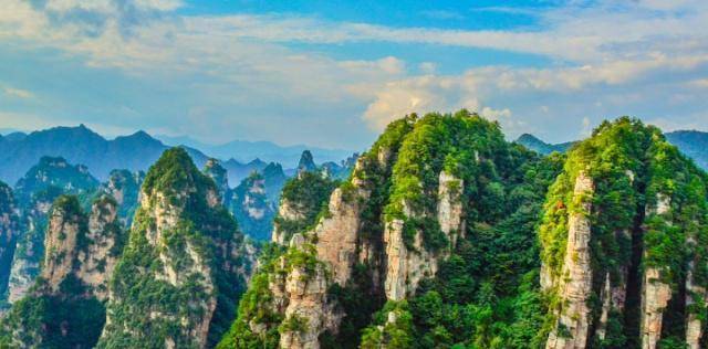 中国十大奇峰奇山2026年最新热度口碑双榜对比