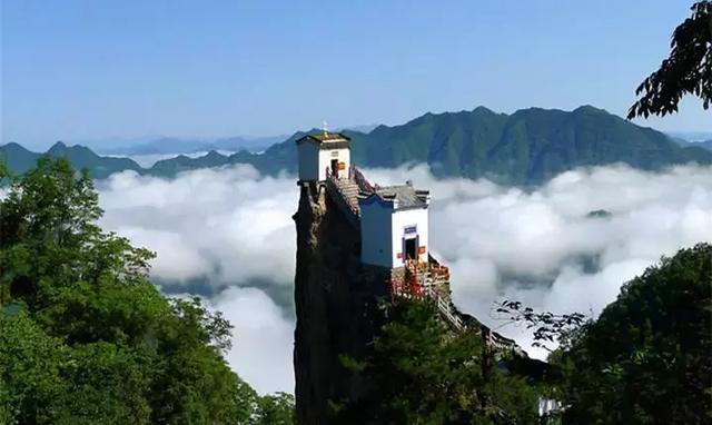 湖北最值得去的十大景点2026年最新热度口碑双榜对比 湖北最值得去的十大景点2026年最新热度口碑双榜对比