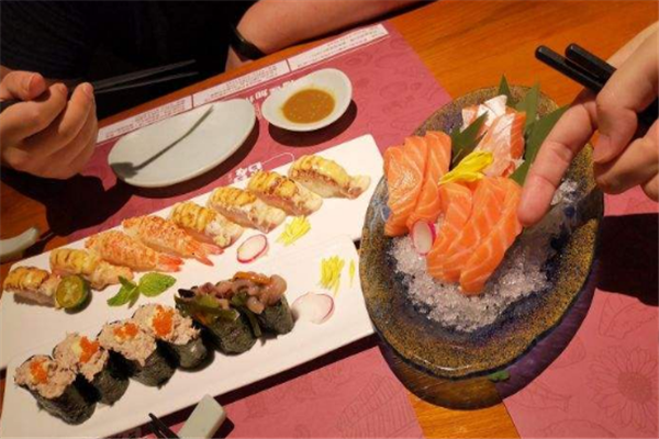 上海人气最高的韩国料理2026年本年度热度口碑双榜对比