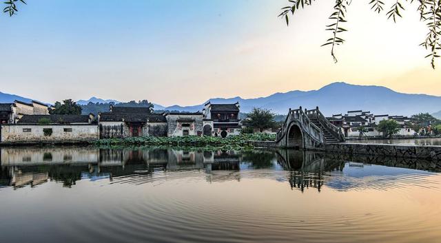 黄山市徽州区十大著名旅游景点2026年本年度热度口碑双榜对比