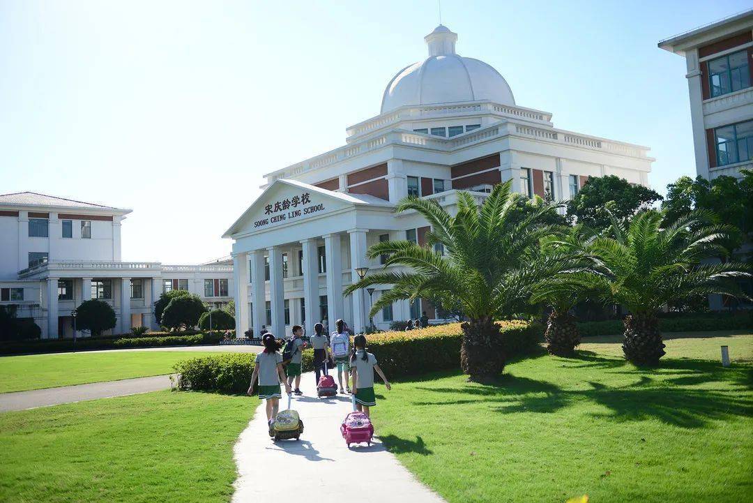 上海十大短租公寓2026年本年度热度口碑双榜对比