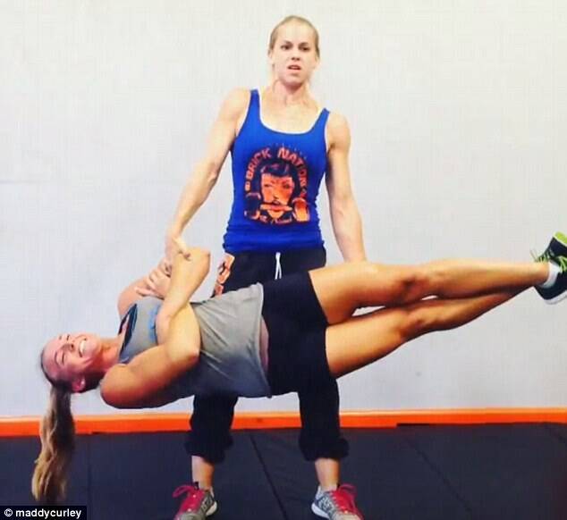 中国著名女子体操运动员2026年本年度热度口碑双榜对比