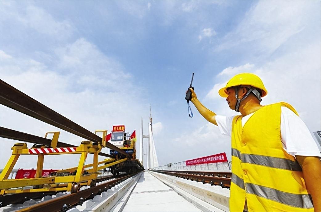 国民经济管理专业八大名校2026年本年度热度口碑双榜对比 国民经济管理专业八大名校2026年本年度热度口碑双榜对比