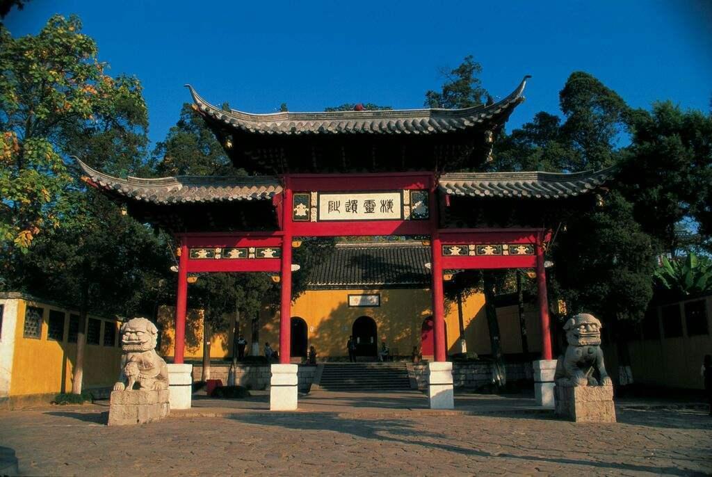 江苏十大著名寺庙2026年本年度热度口碑双榜对比 江苏十大著名寺庙2026年本年度热度口碑双榜对比