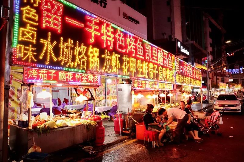 贵阳十大美食街2026年本年度热度口碑双榜对比 贵阳十大美食街2026年本年度热度口碑双榜对比