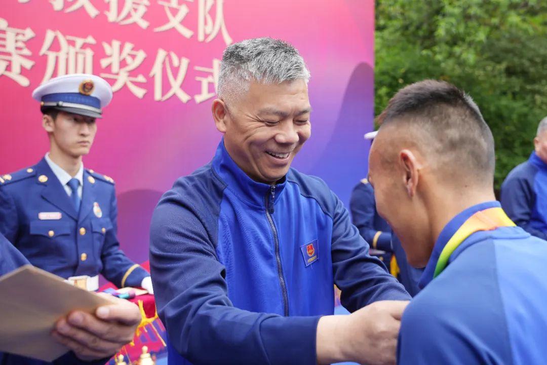 南京十大爬山好去处2026年本年度热度口碑双榜对比