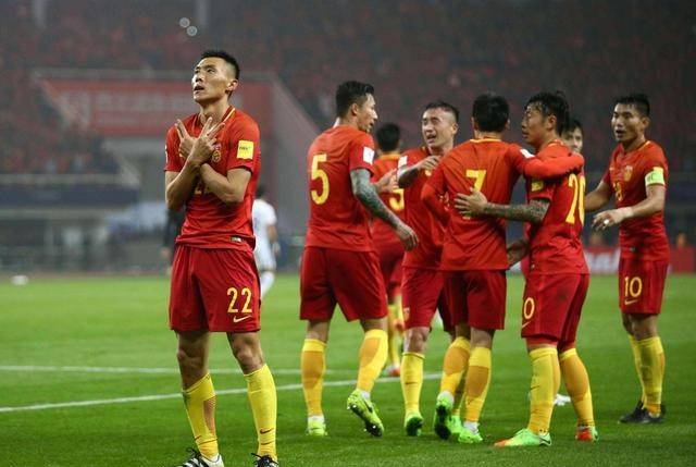 中国十大著名足球教练2026年本年度热度口碑双榜对比