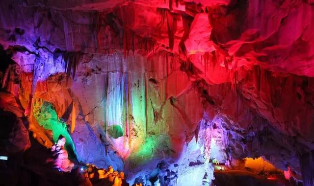 中国溶洞之最2026年本年度热度口碑双榜对比 中国溶洞之最2026年本年度热度口碑双榜对比