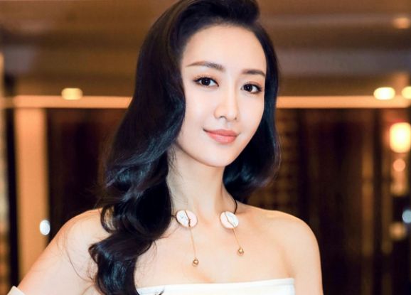 嘉行传媒十大最火女爱豆2026年本年度热度口碑双榜对比