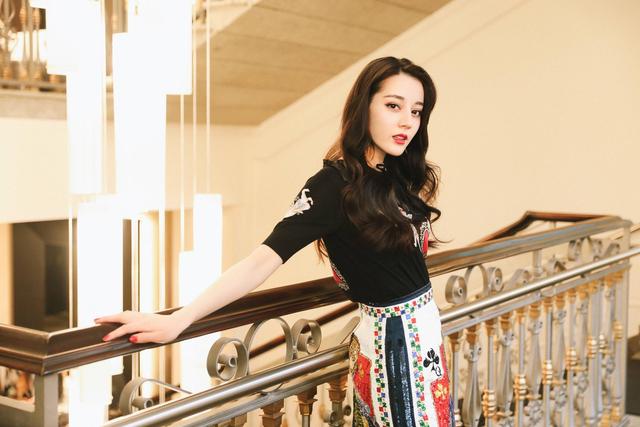 收入最高好莱坞女明星2026年本年度热度口碑双榜对比