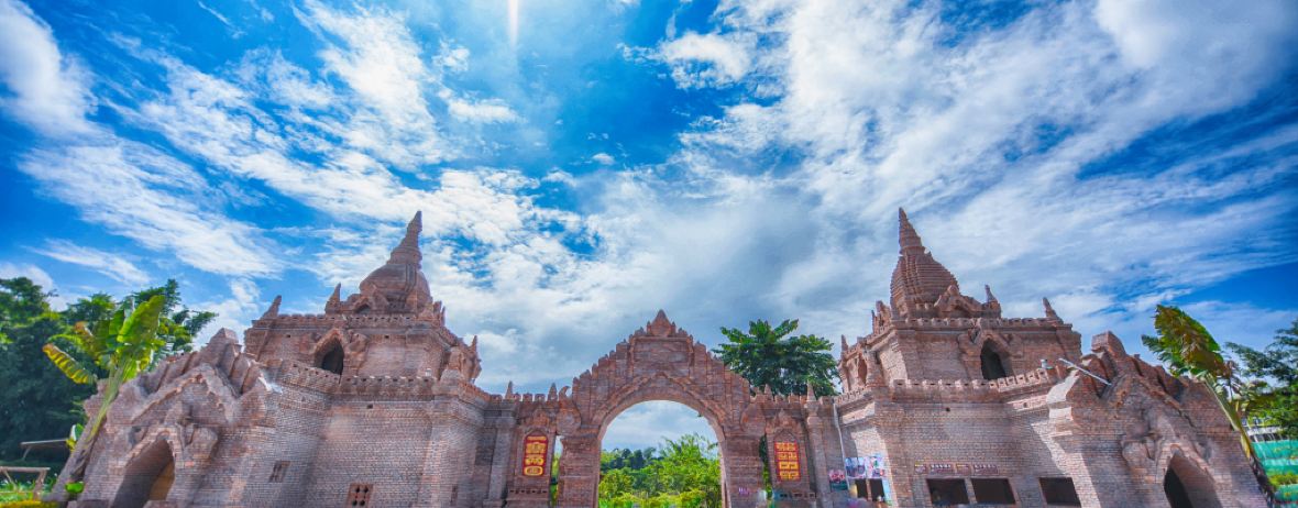 云南瑞丽十大广受青睐玩的景点2026年本年度热度口碑双榜对比