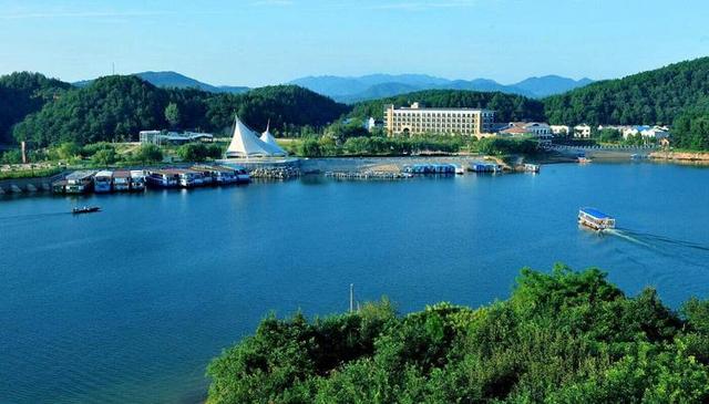 西湖景区周边十大旅游景点2026年本年度热度口碑双榜对比 西湖景区周边十大旅游景点2026年本年度热度口碑双榜对比