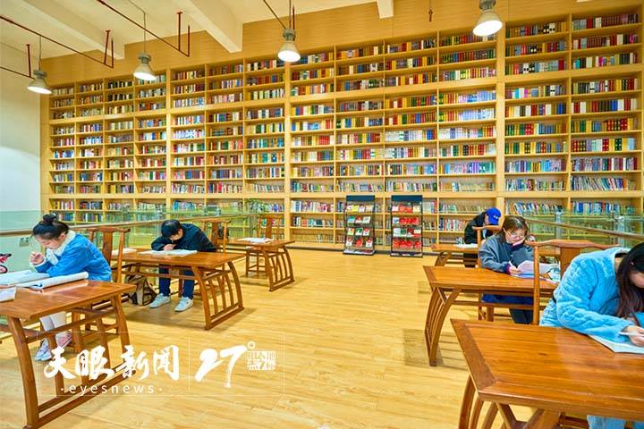 贵州十大图书馆2026年本年度热度口碑双榜对比
