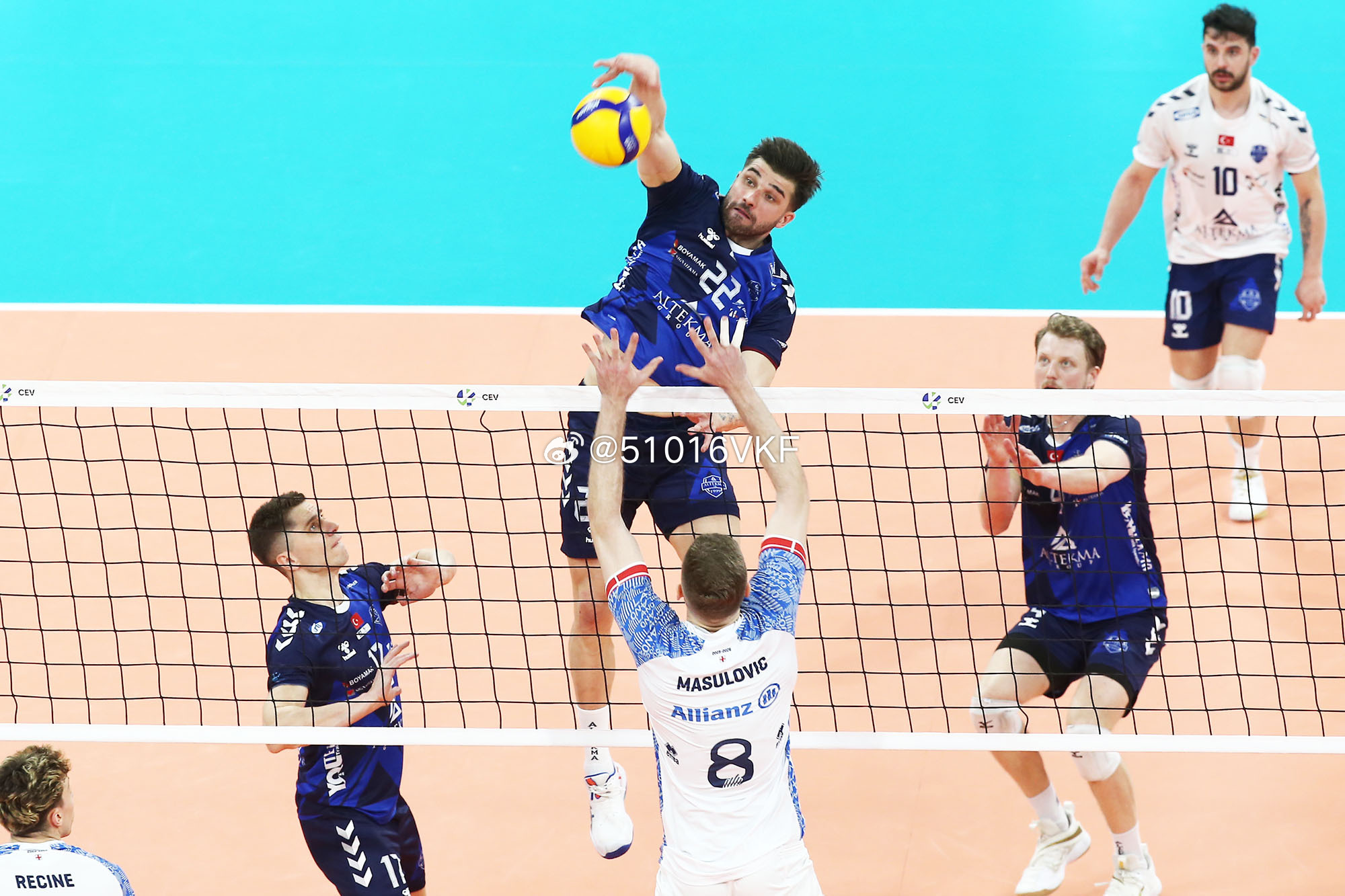 世界十大著名男排运动员2026年本年度热度口碑双榜对比