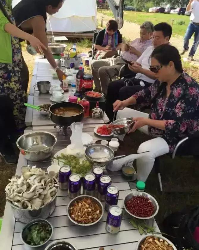 云南十大适合露营的地方2026年本年度热度口碑双榜对比