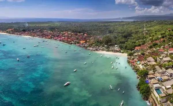 全球最适合冬季度假的十大海岛2026年本年度热度口碑双榜对比