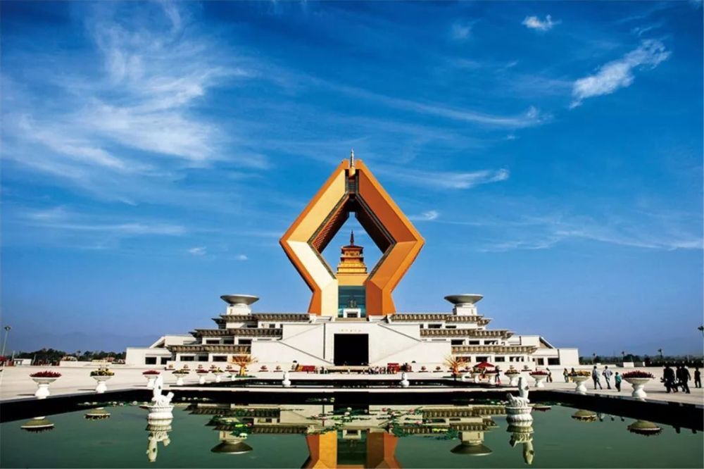 峨眉山最著名十大寺庙2026年本年度热度口碑双榜对比