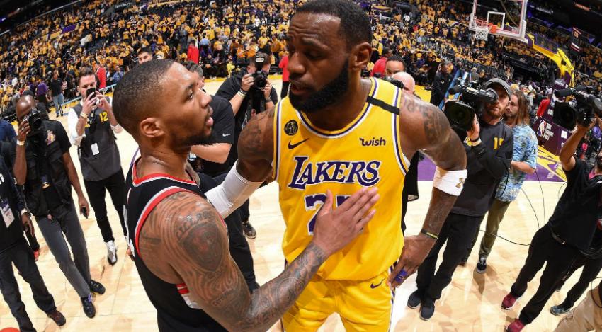 国内十大高票房电影2026年本年度热度口碑双榜对比