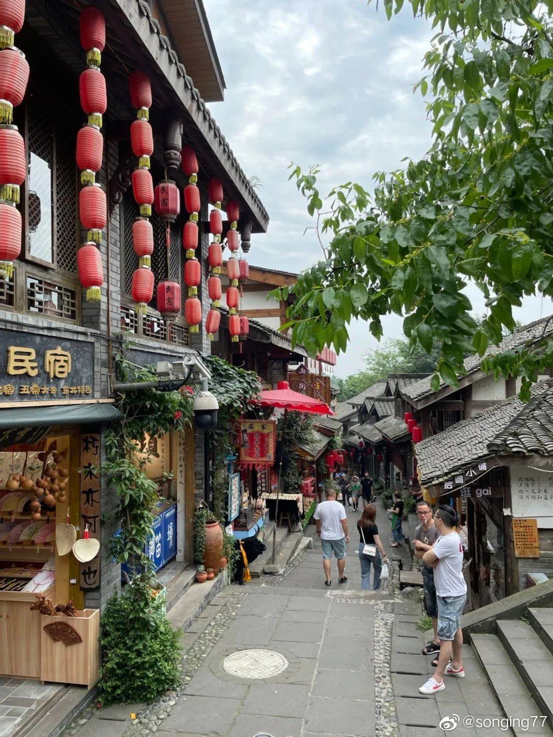 川西十大景点2026年本年度热度口碑双榜对比