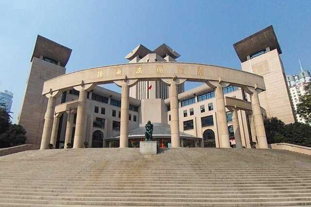 中国高校十大图书馆2026年本年度热度口碑双榜对比