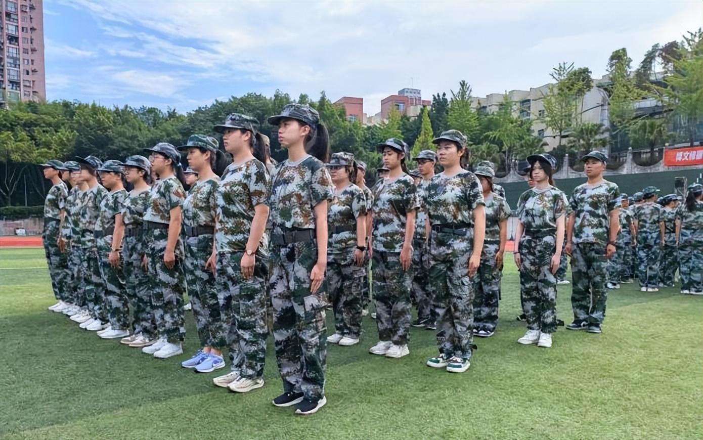2021重庆十大富豪2026年本年度热度口碑双榜对比