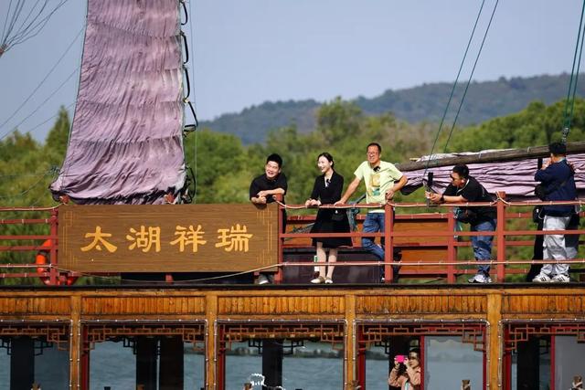 世界20大最美湖泊2026年本年度热度口碑双榜对比
