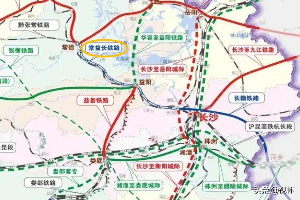 湖南国庆旅游必去的地方2026年本年度热度口碑双榜对比