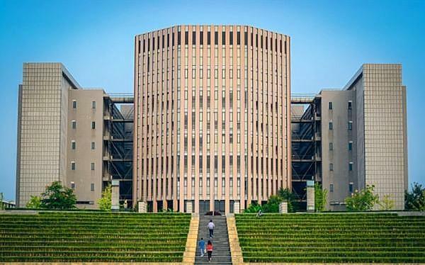 湖北省十大中医院2026年本年度热度口碑双榜对比